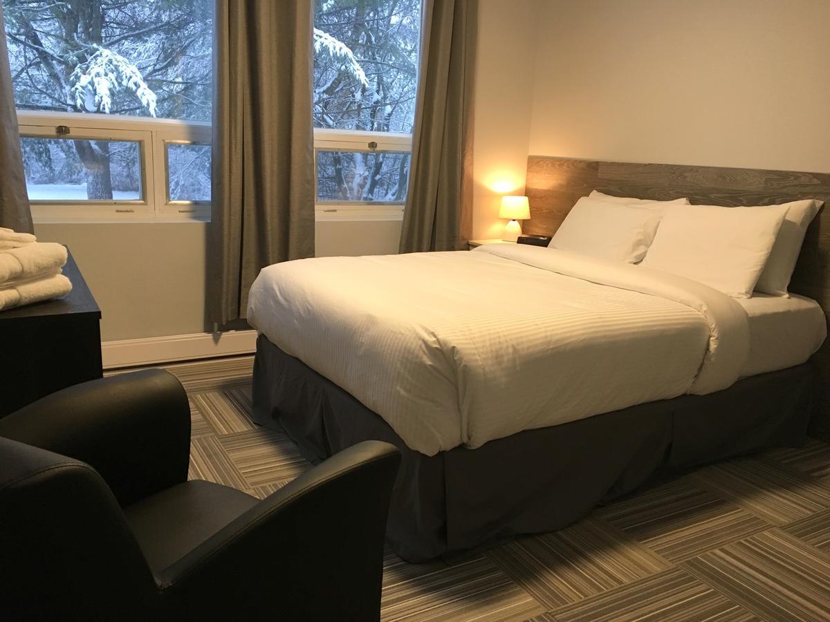 Auberge Valcartier Saint-Gabriel-De-Valcartier Esterno foto